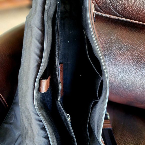Coach Messenger/Laptop Briefcase - Picture 2 of 4